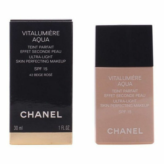 Liquid Make Up Base Vitalumière Aqua Chanel